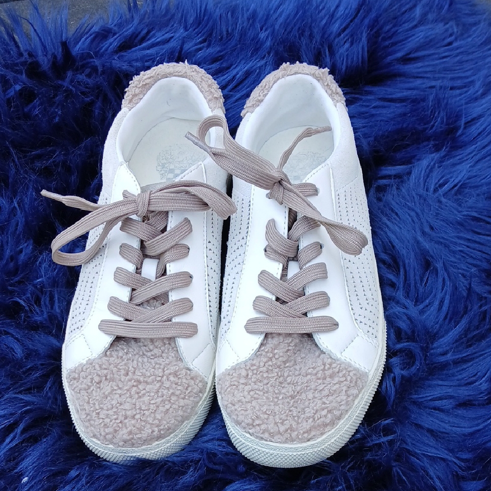 Stylish White and Tan Women's Sneakers